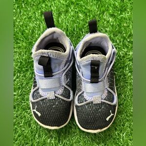 Puma Kids Black and Blue Athletic Shoes Size‎ 5C